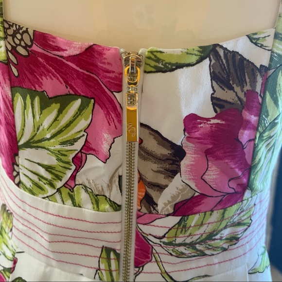 Eliza J floral dress - Picture 7 of 7